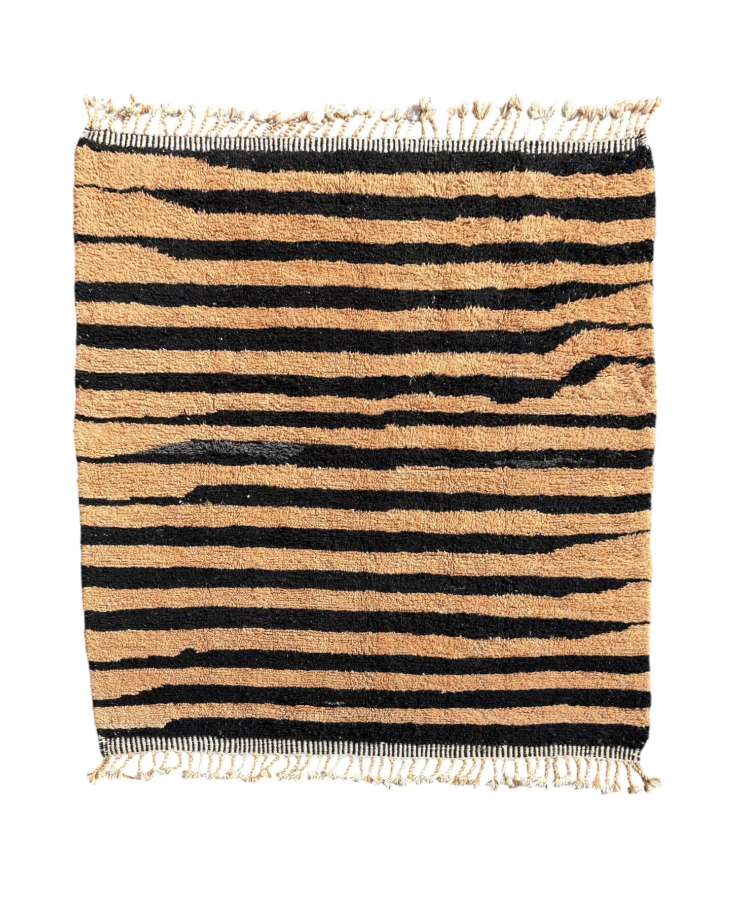Modern Beni Ouarain Moroccan rug – black striped pattern – 215 x 250 cm