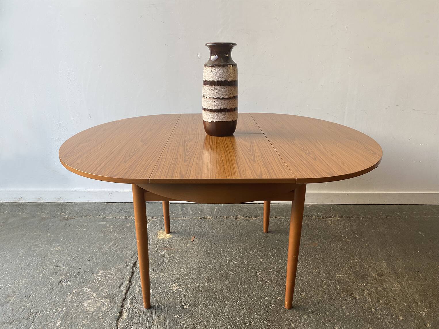 Table à manger extensible moderne du milieu du siècle des années 1960 par Schrieber
