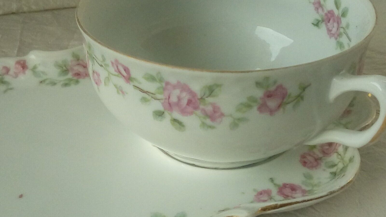 Lunch porcelain cup from limoges floral decor