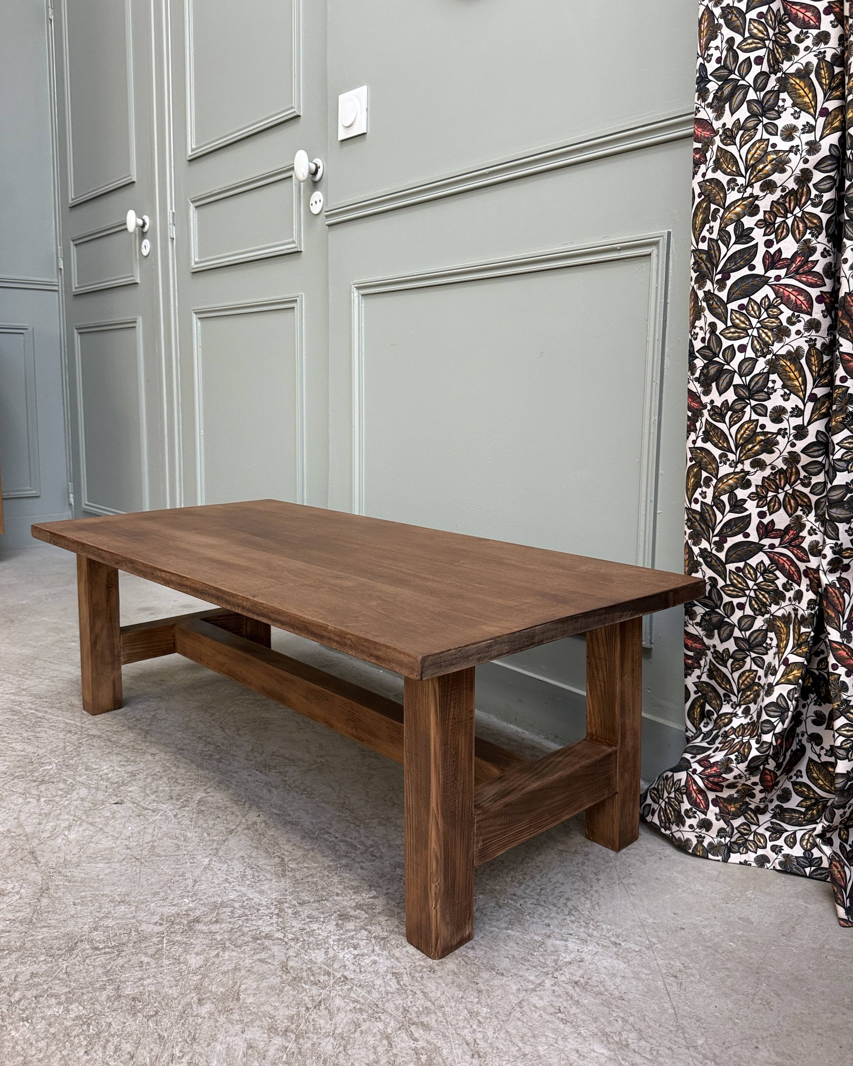 Small farmhouse coffee table (renovated)