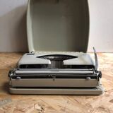 Old writing machine triumph tippa bakelite grey + vintage trunk