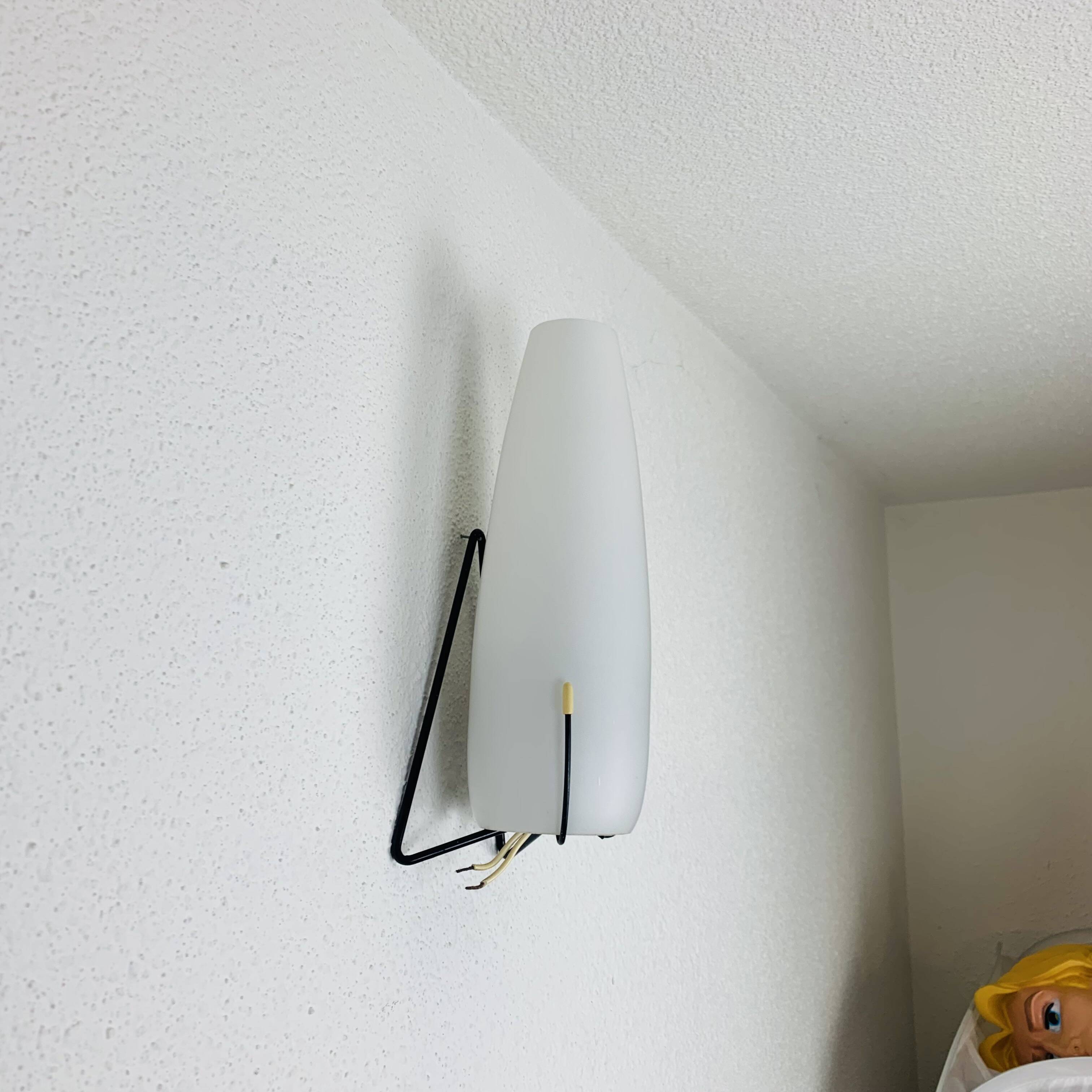 Louis Kalff 50s opaline wall lamp