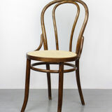 Paire de chaises brunes