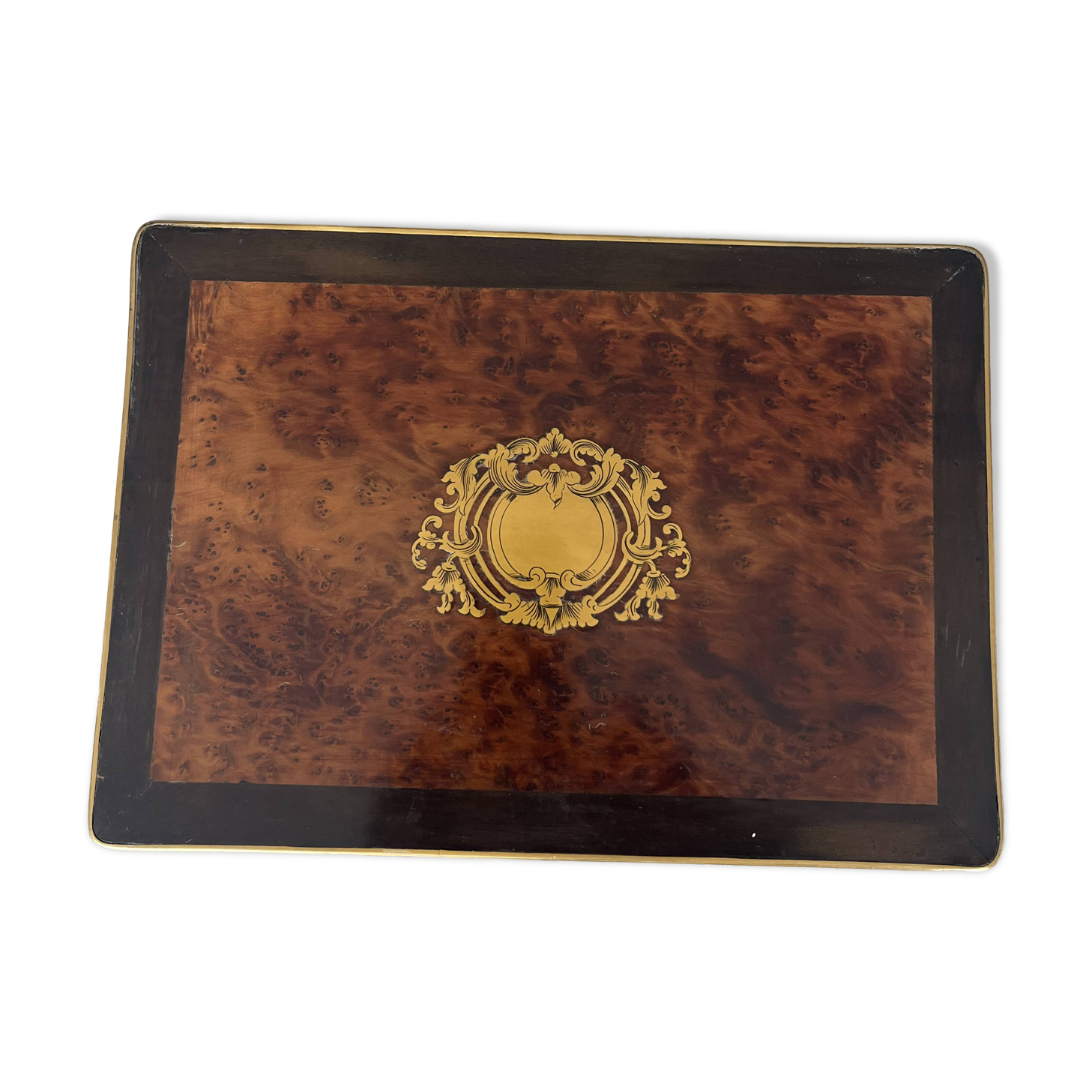 Antique Boston game box from the 19th century - marquetry, tokens, and handwritten rules.