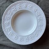Set of 6 small Wedgwood Wellesley Festivity plates.