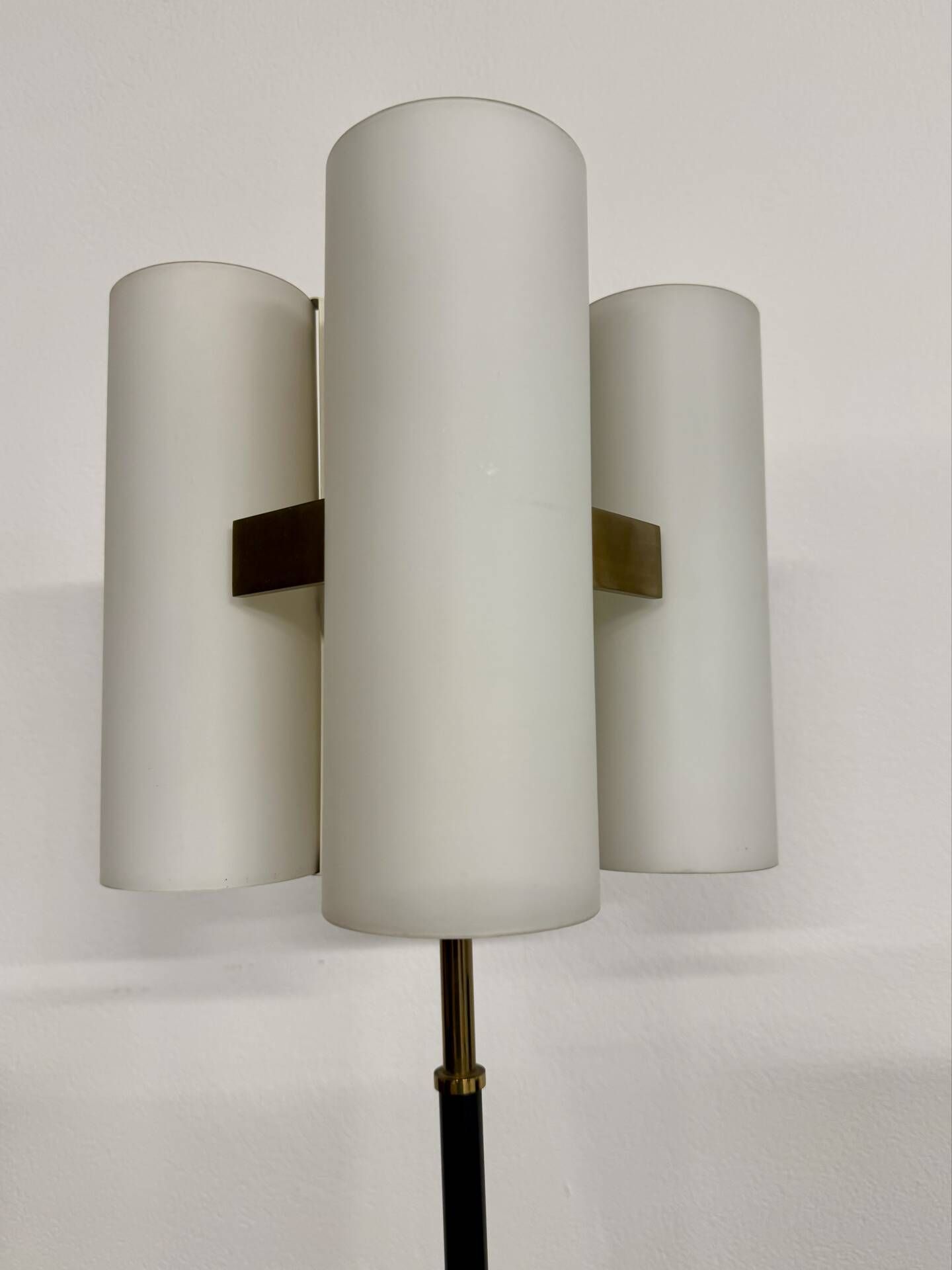 Vintage 1960s Arlus France brass four-light lamp post.