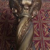 Twisted saddle column in gilded plaster