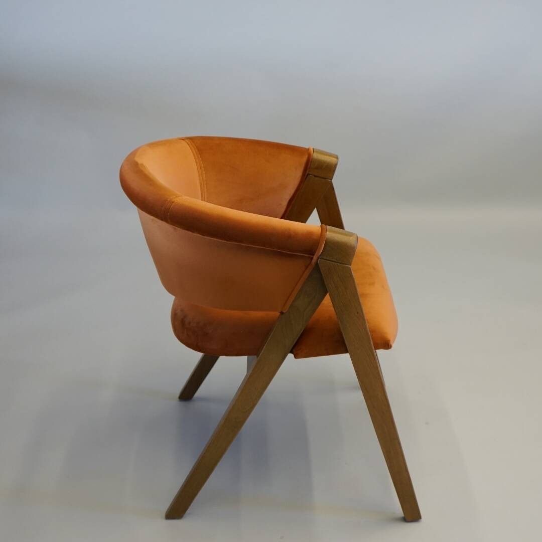 Mia chair