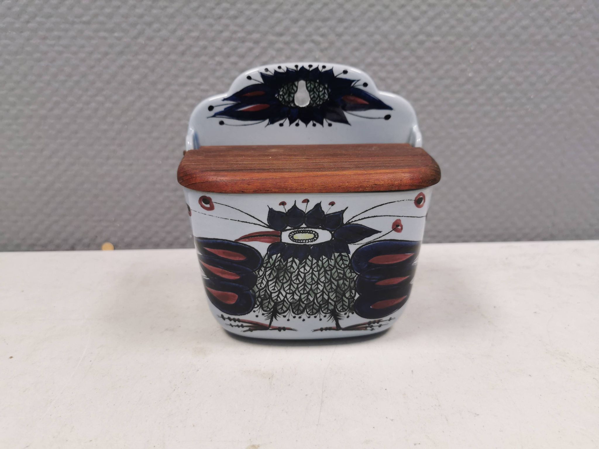 Aluminia Tenera salt cellar for Royal Copenhagen Denmark, 1950s-60s.