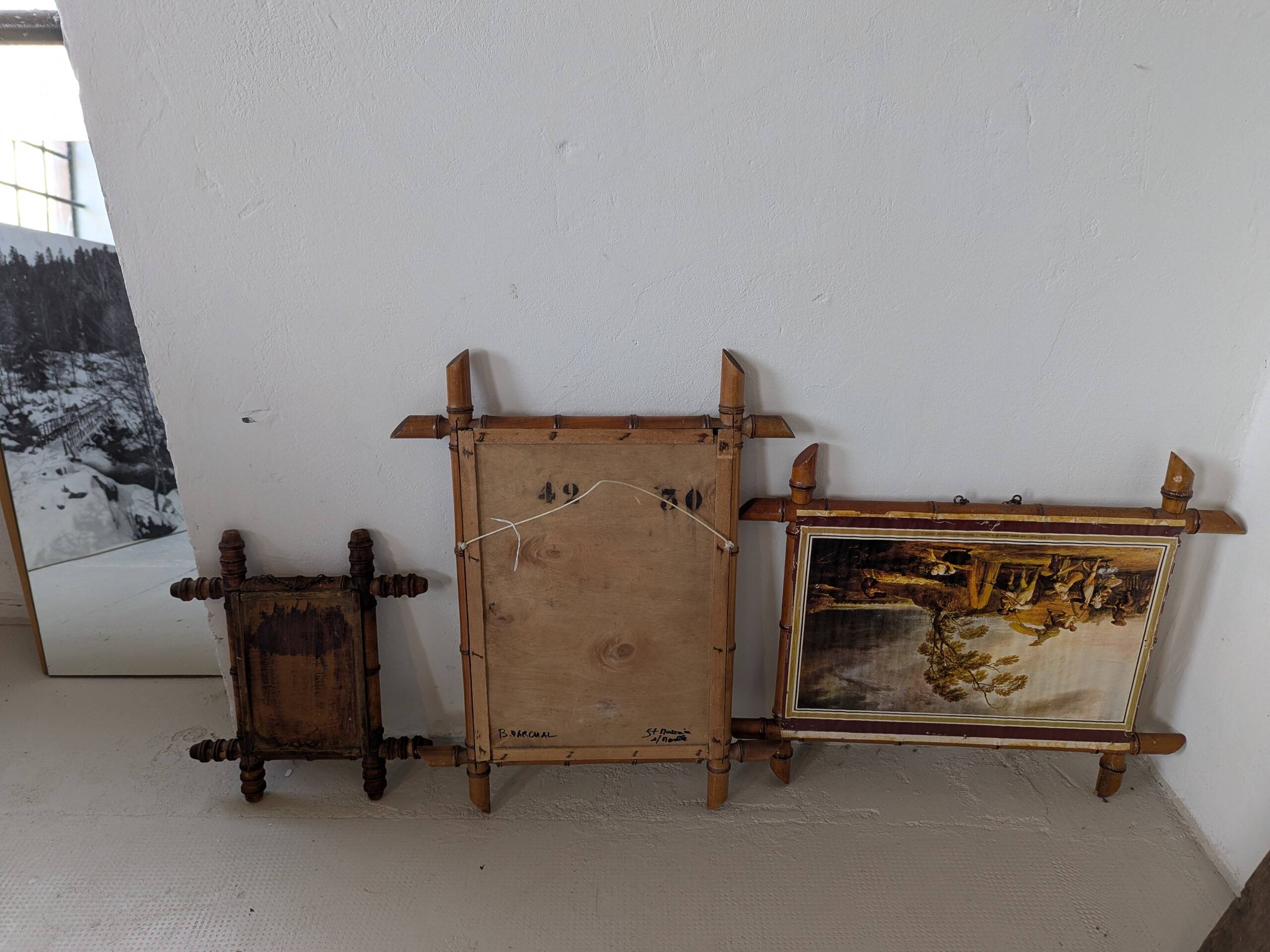 3 bamboo-look mirrors