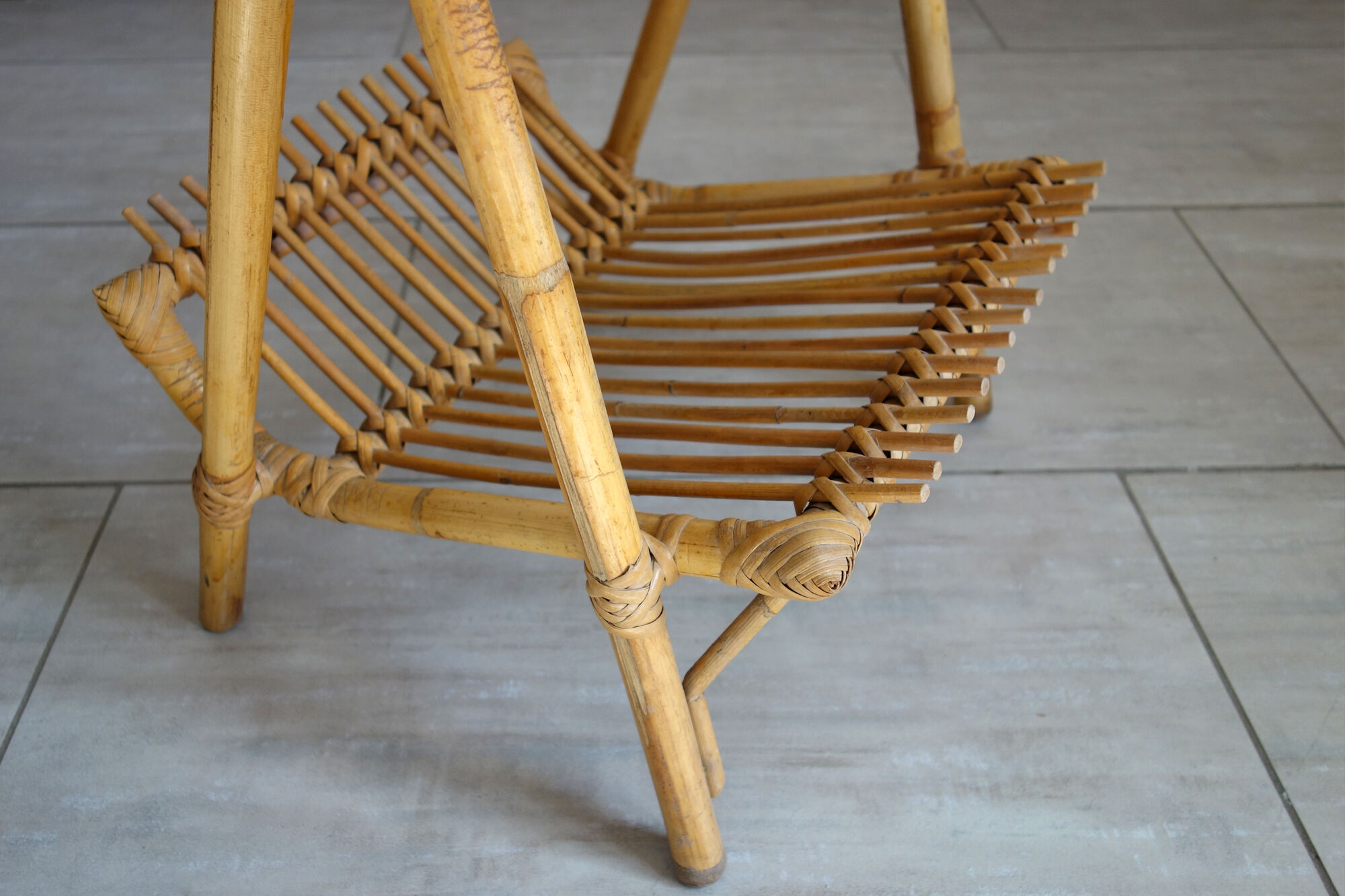 Porte vinyles/revues rotin bambou vintage