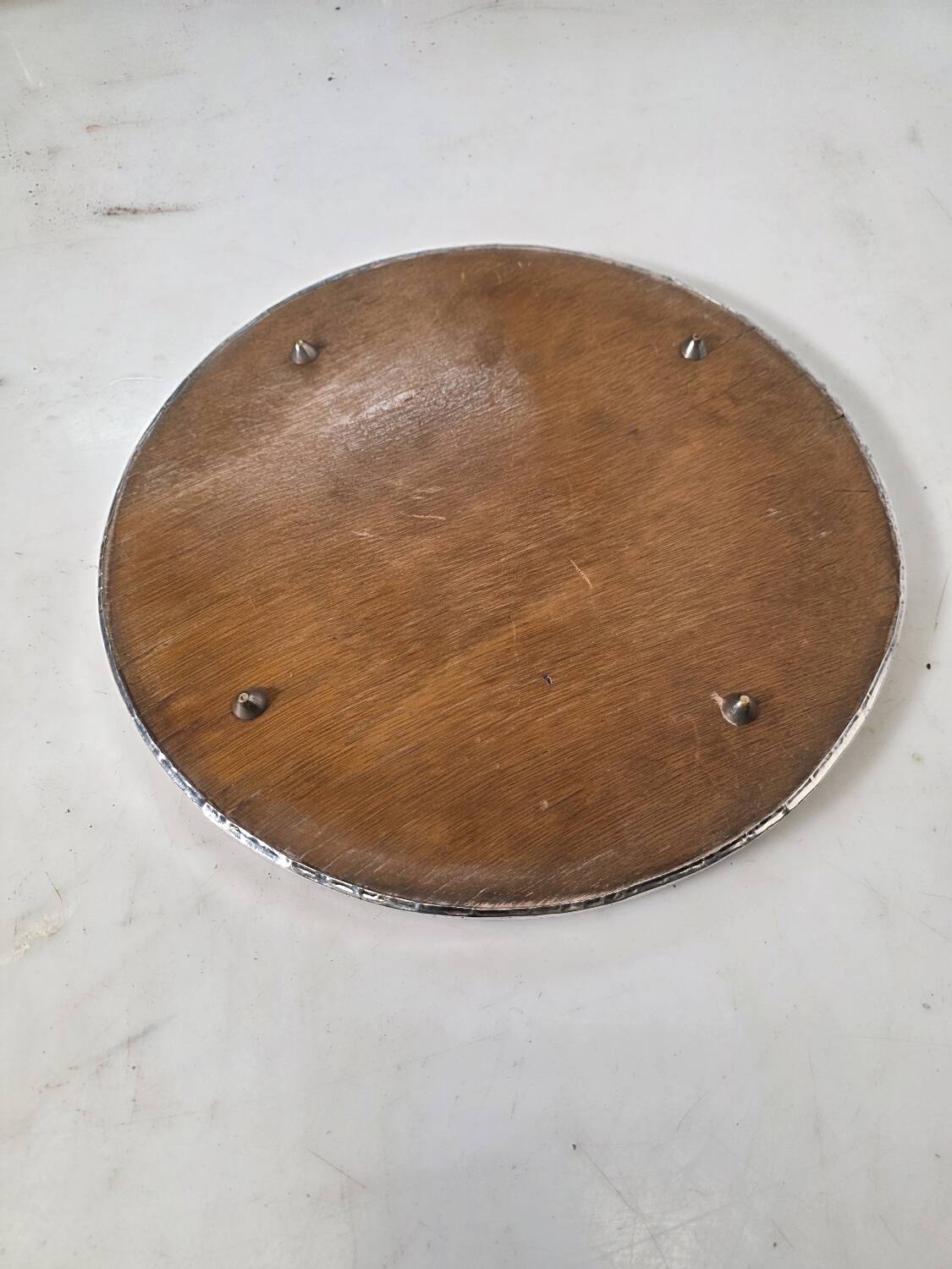 Silver-plated mirror tray centrepiece from the mid-20th century, 30 cm.