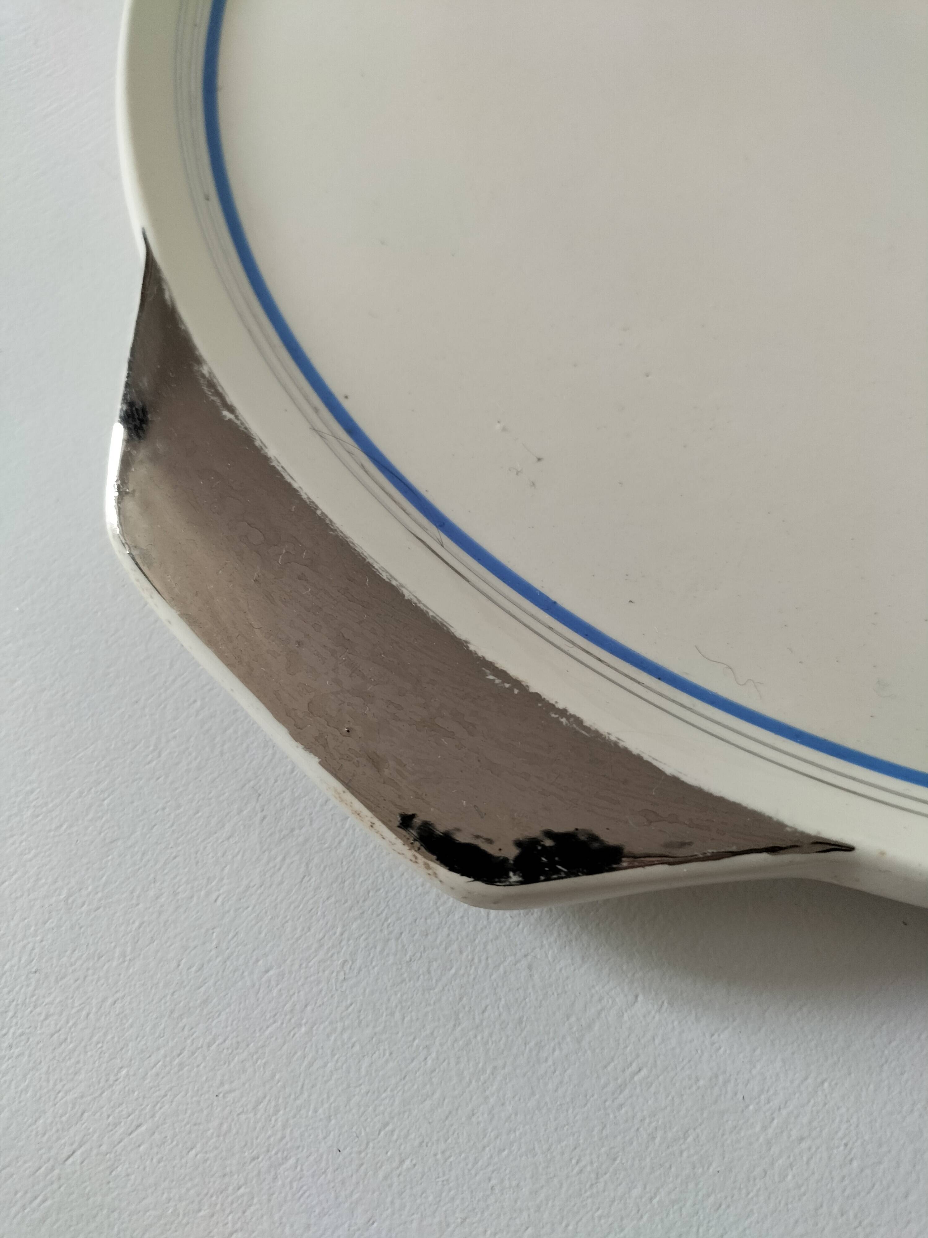 Boch La Louvière art deco dish