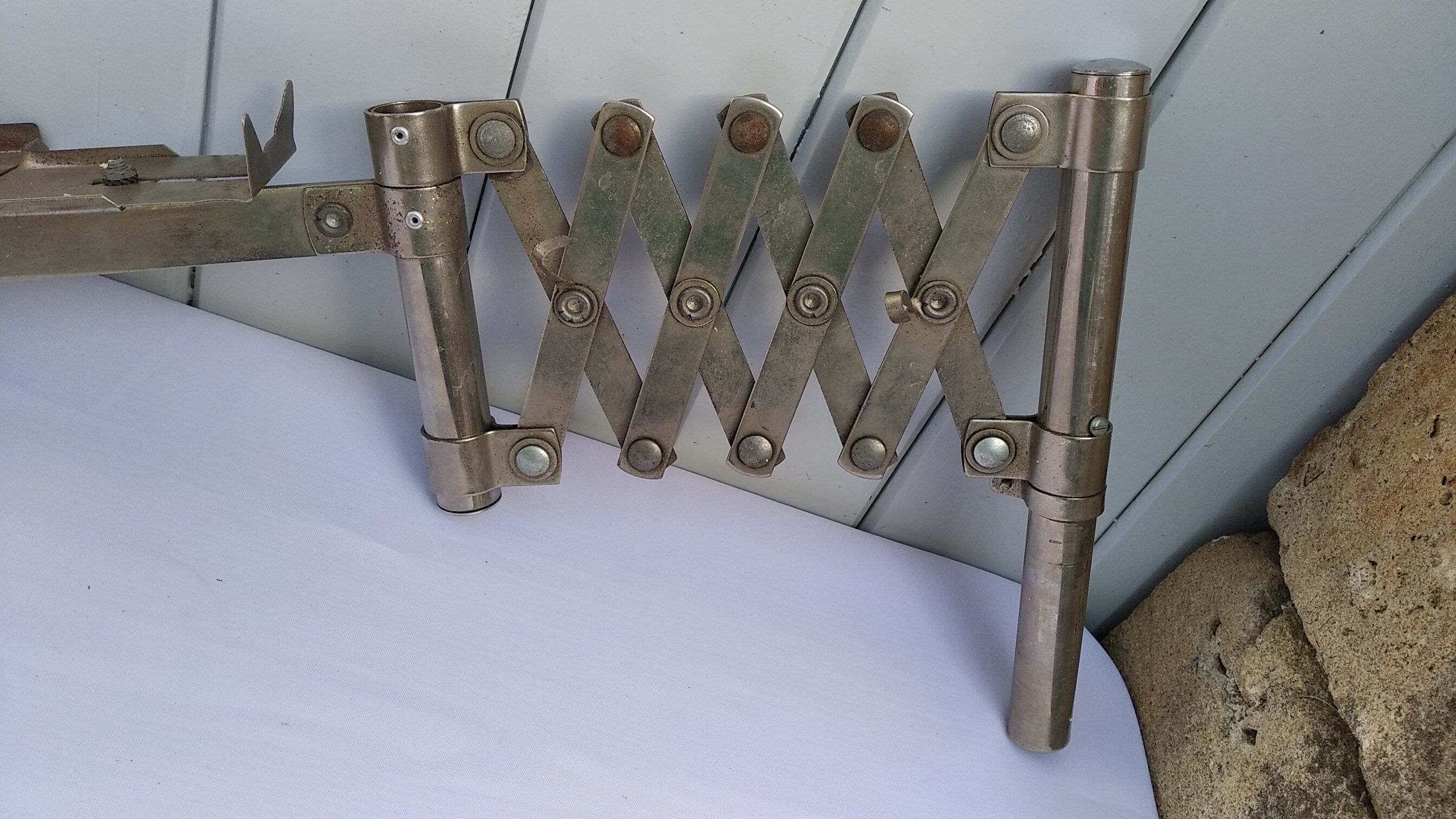 Vintage phone holder for socotel