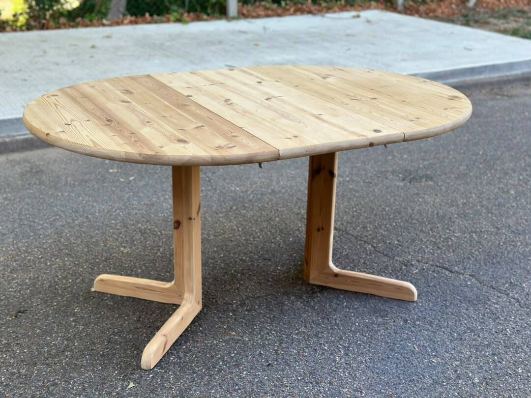 Table à manger ronde décapée extensible style Rainer Daumiller Hirtshal 146