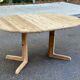 Table à manger ronde décapée extensible style Rainer Daumiller Hirtshal 146