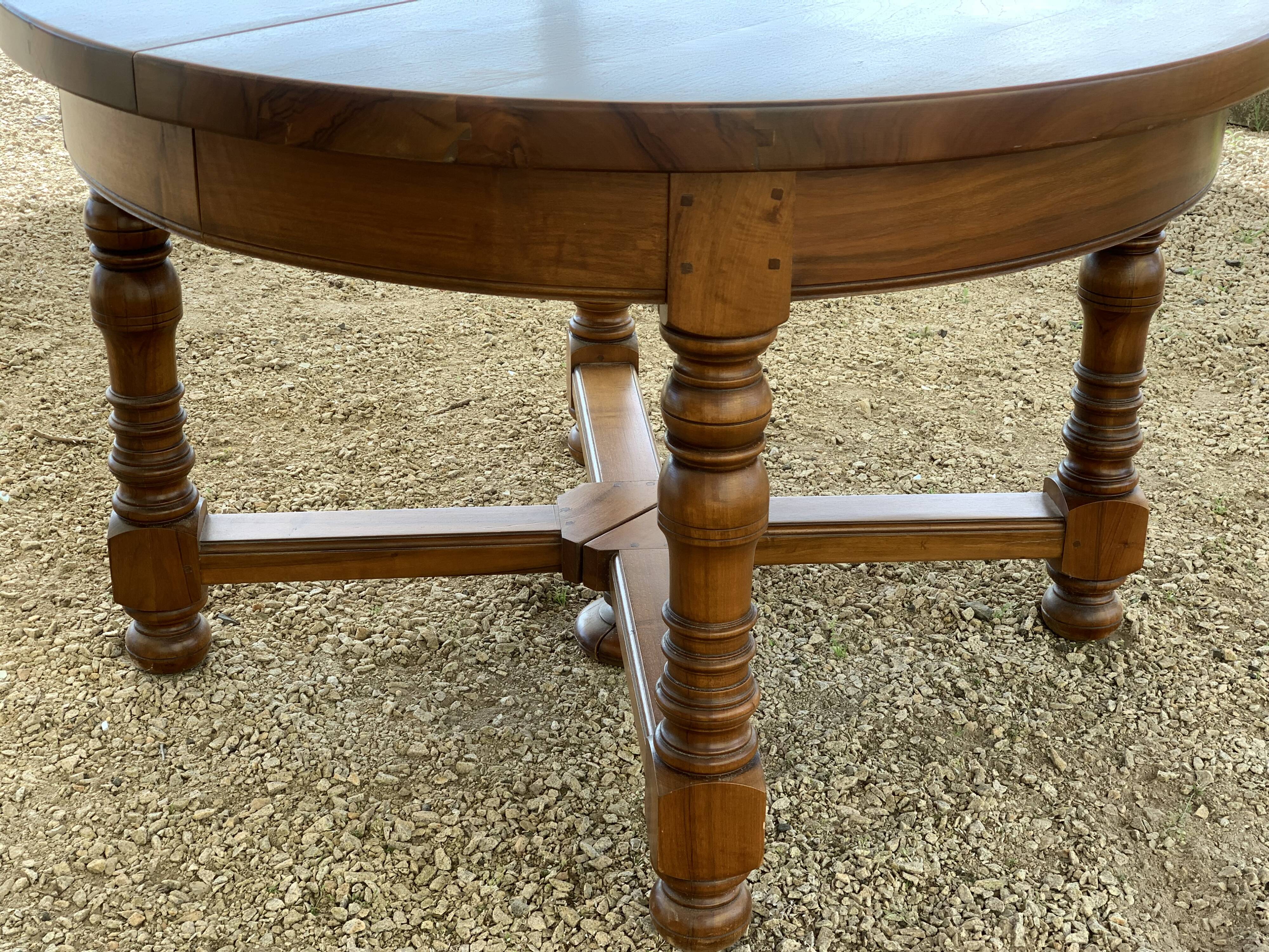 Walnut Round Table