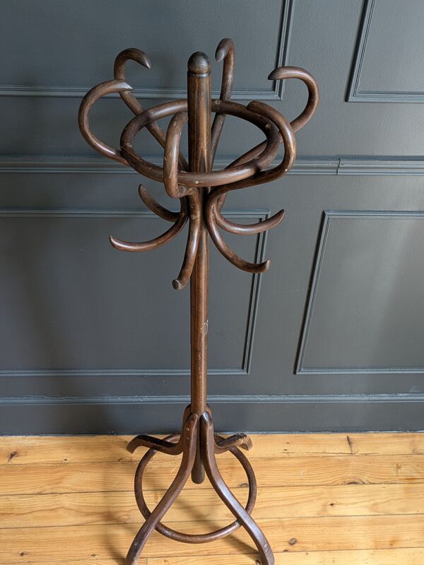Porte manteau perroquet pour chambre d'enfant attribué à Thonet.