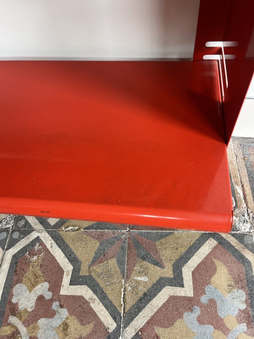 Unité murale rouge italienne, 1970
