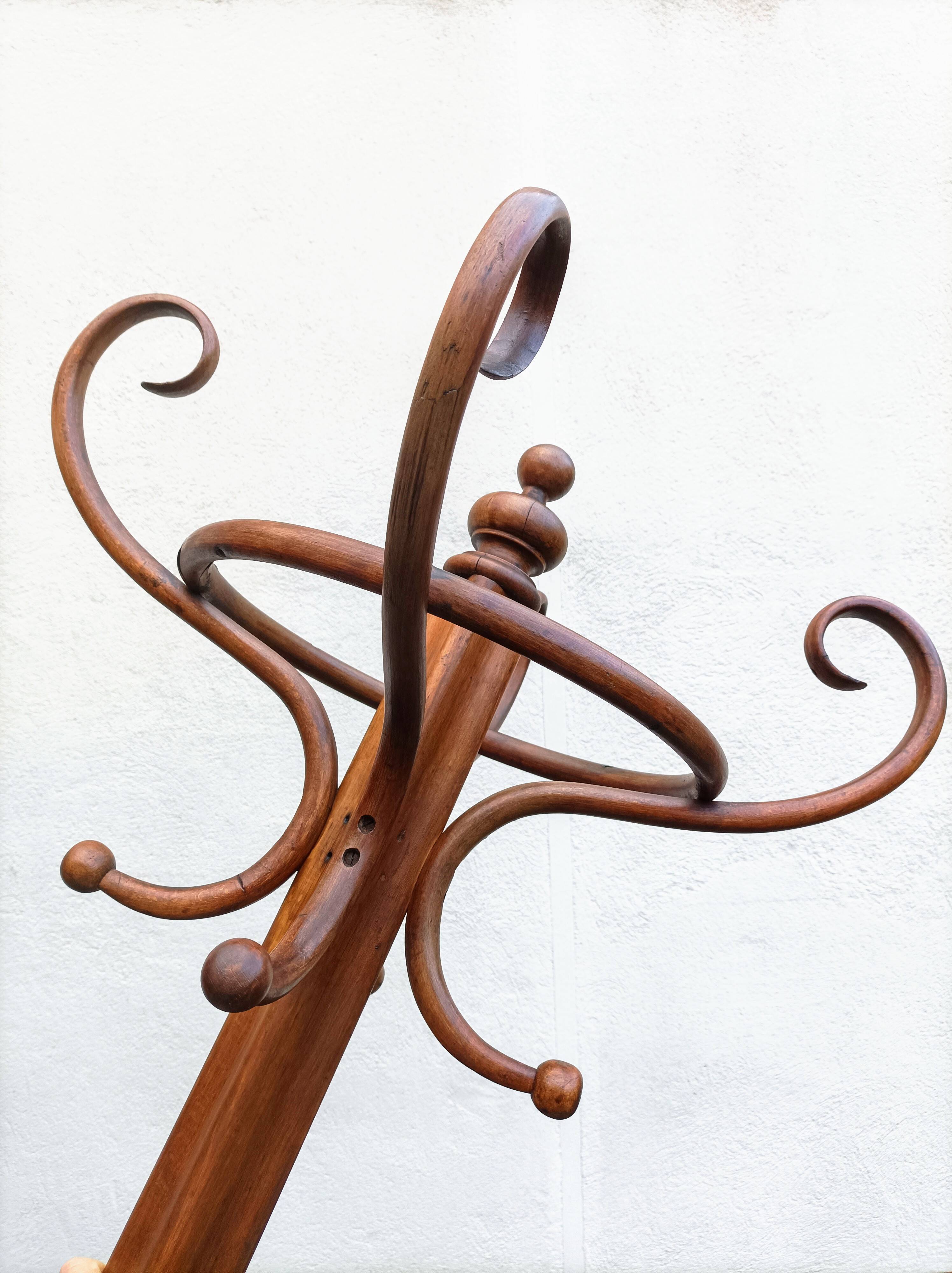 Porte-Manteau Thonet