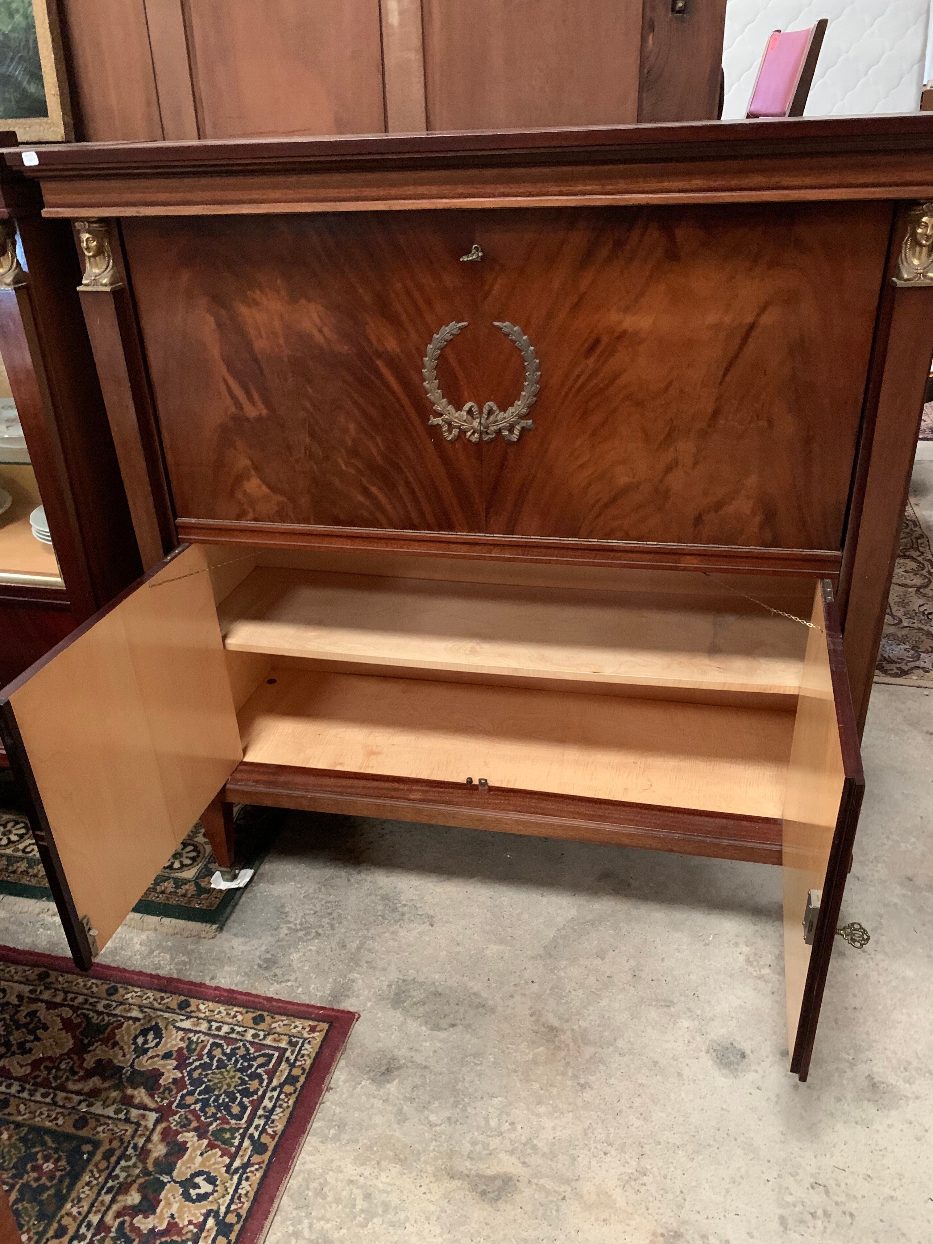 Secretary style empire