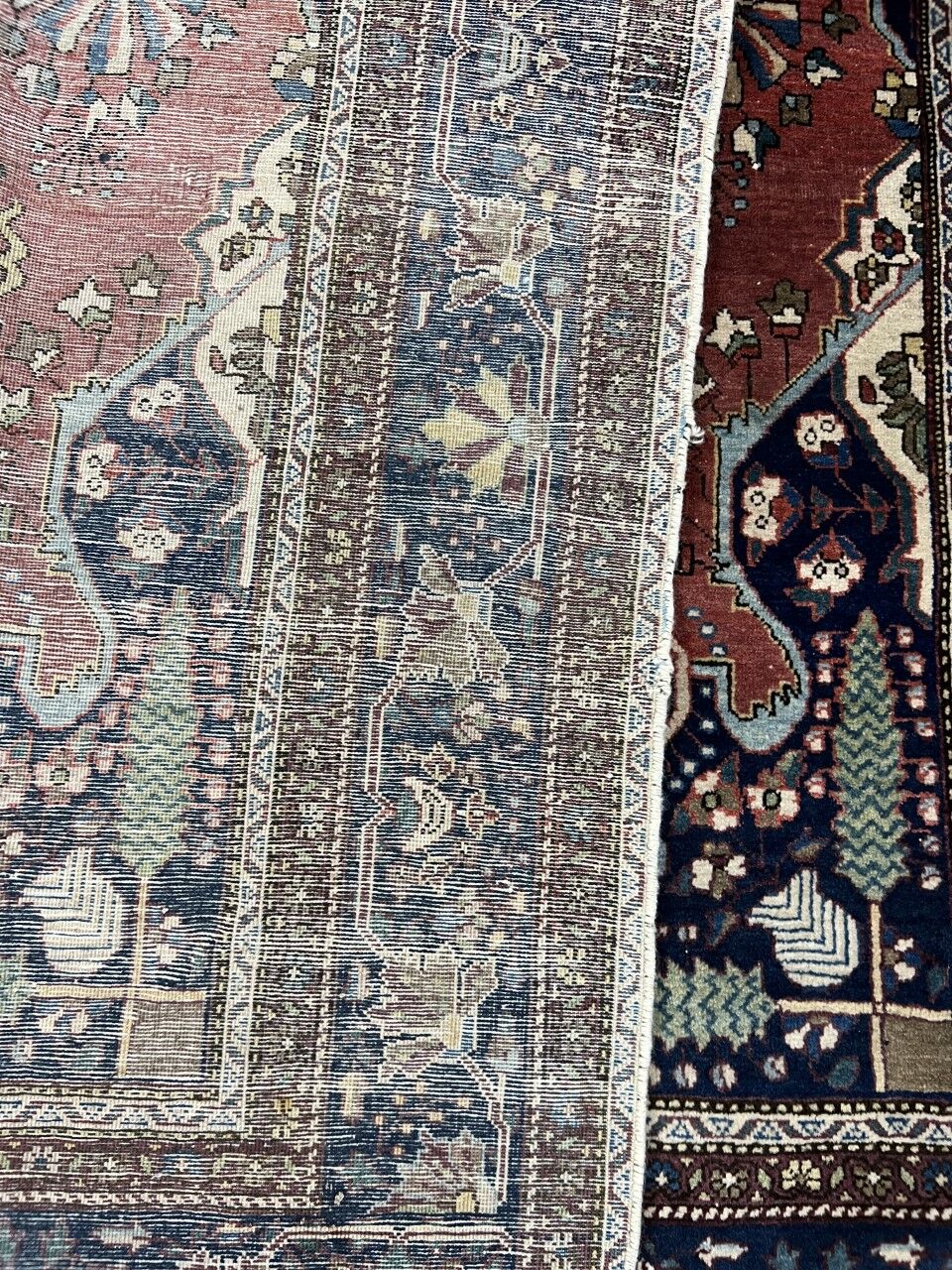 Handmade sarouk farahan rug
