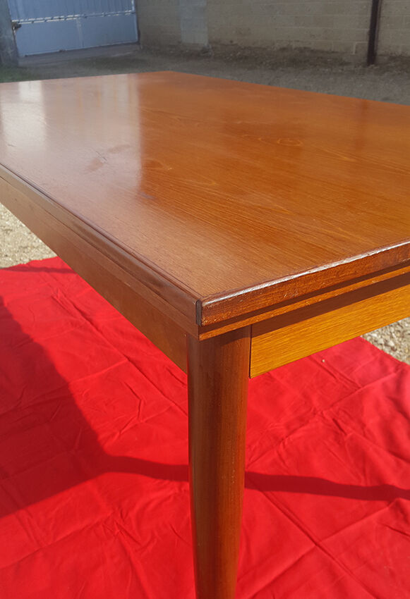 Scandinavian table in teak, built-in extensions, 1960