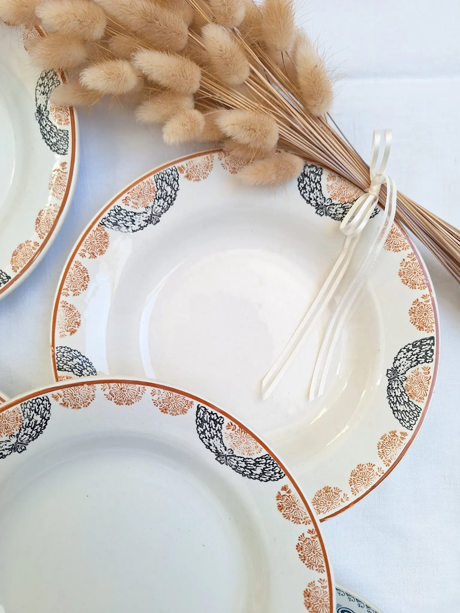 Orange and blue deep plates HBCM and St Amand