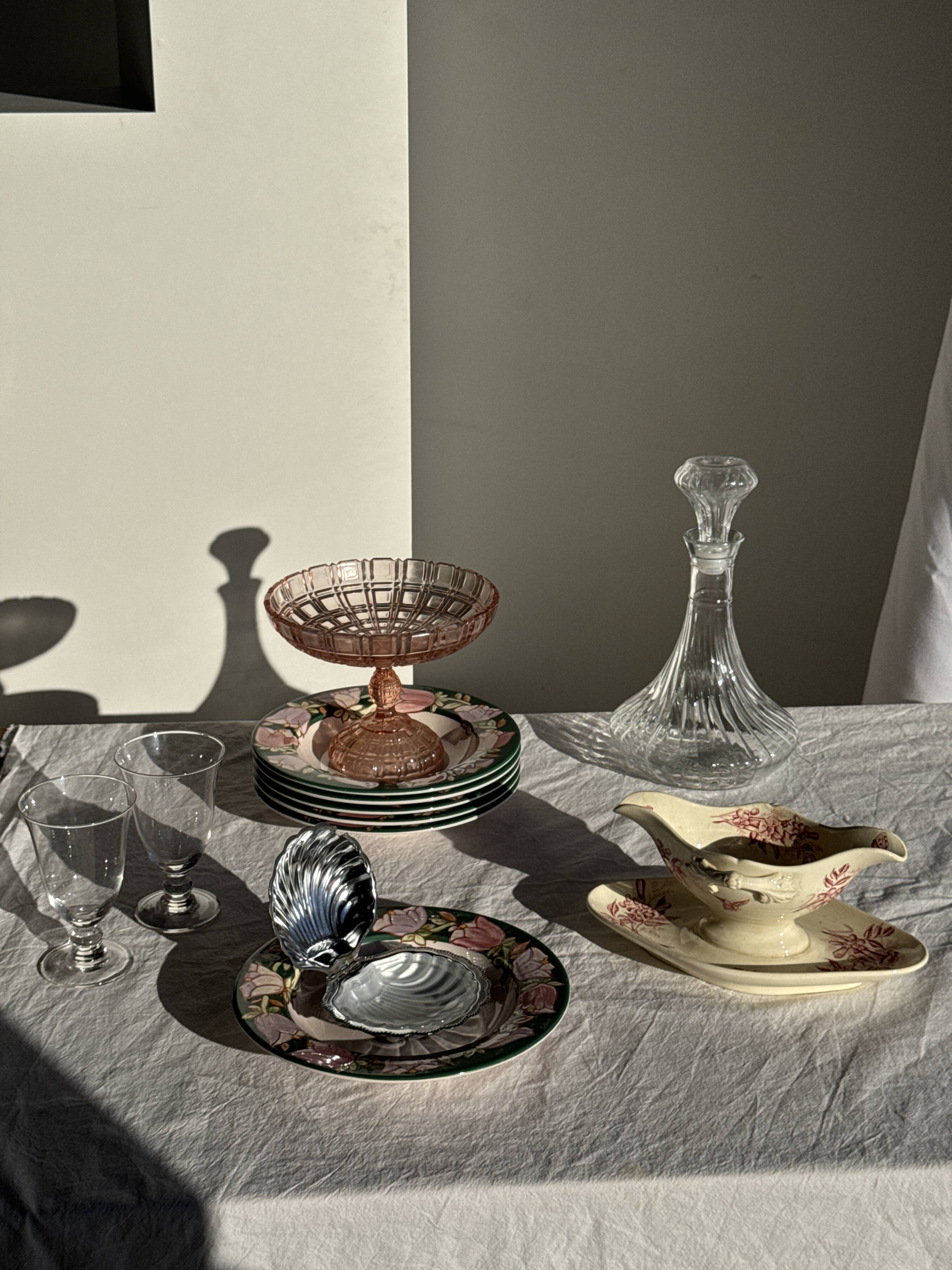 Old pink earthenware saucier Badonviller model Jasmin