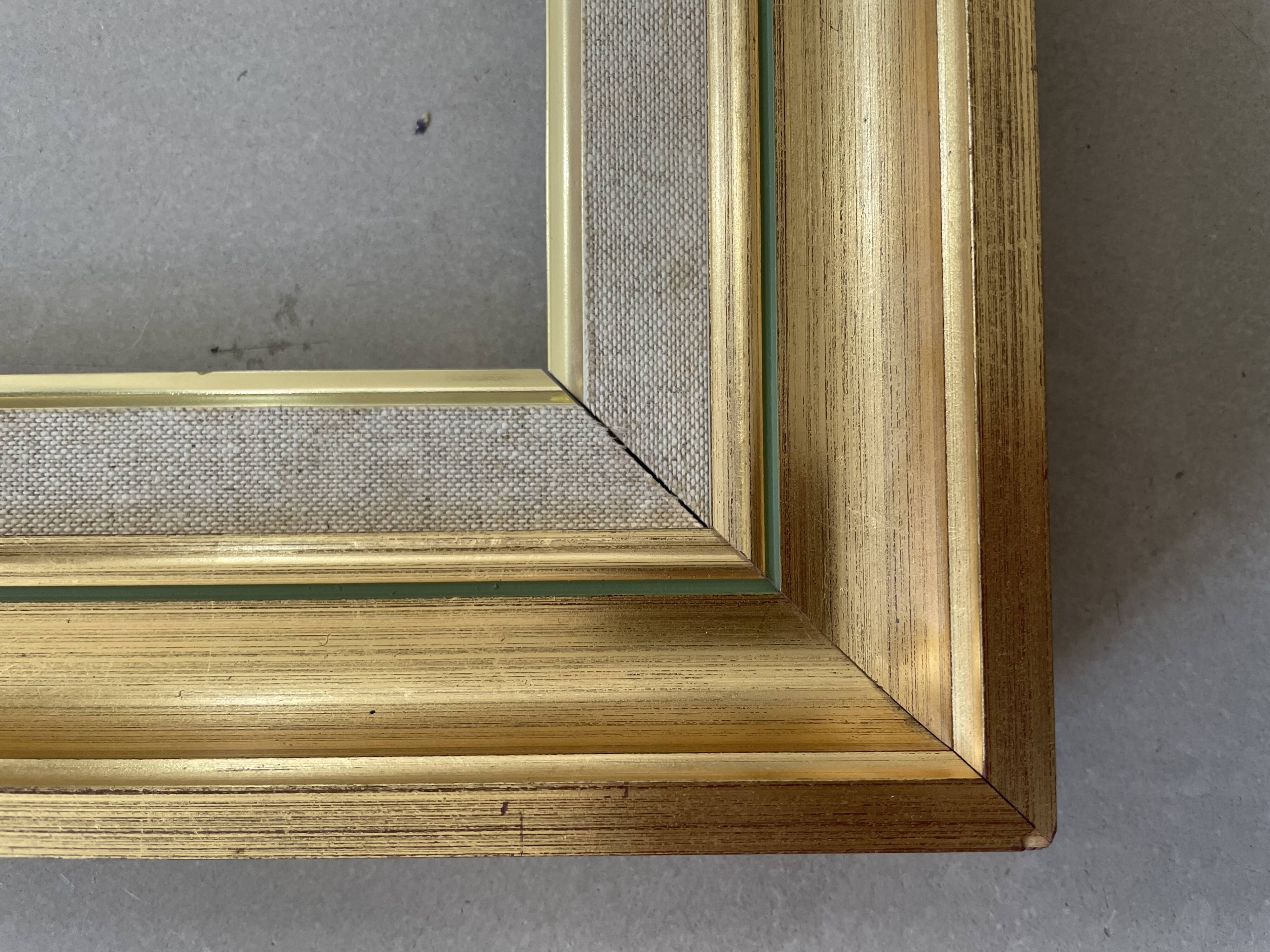 Cadre en bois doré