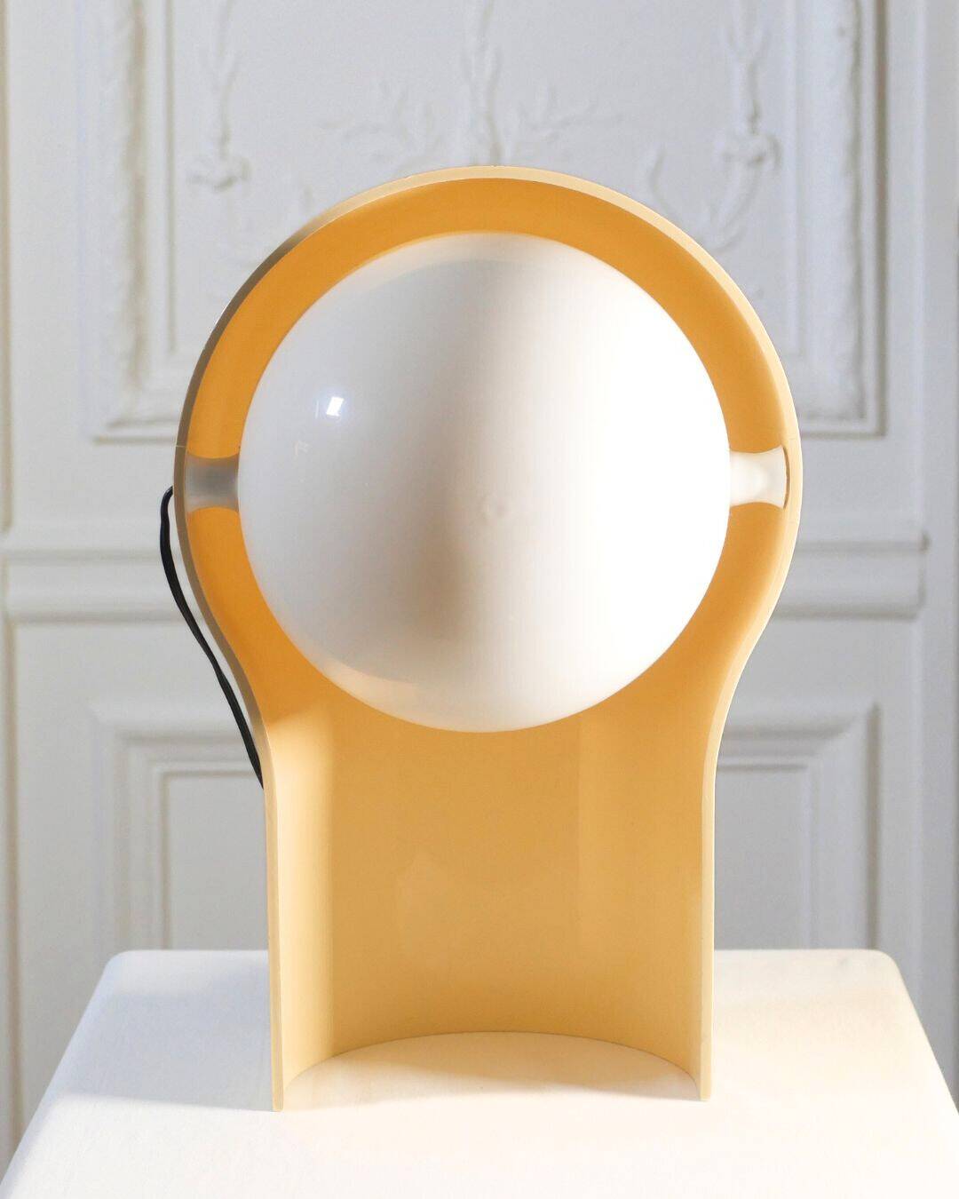 Lampe  Telegono de Vico Magistretti pour Artemide fin des années 60
