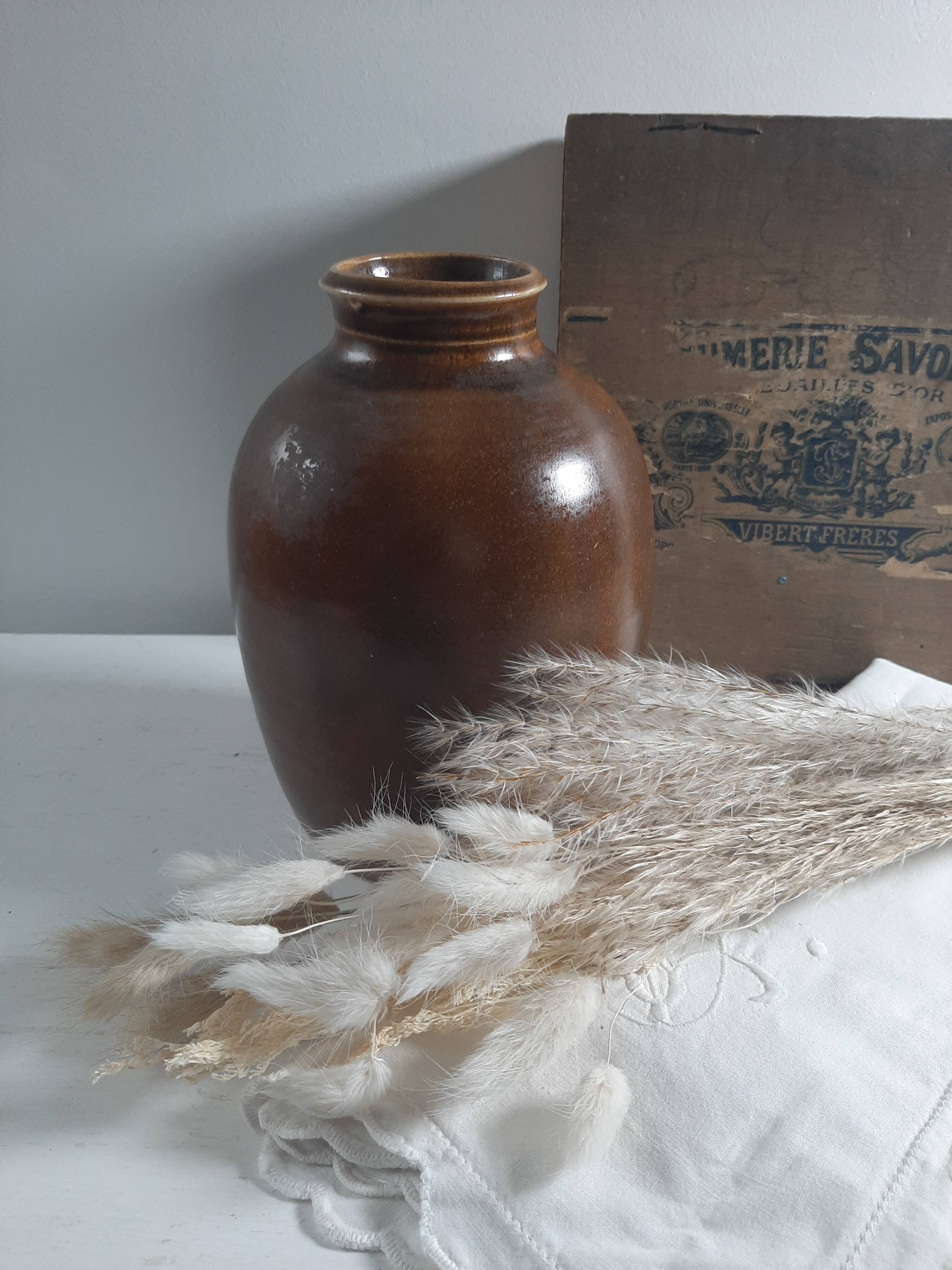 Brown vase signed Barotte