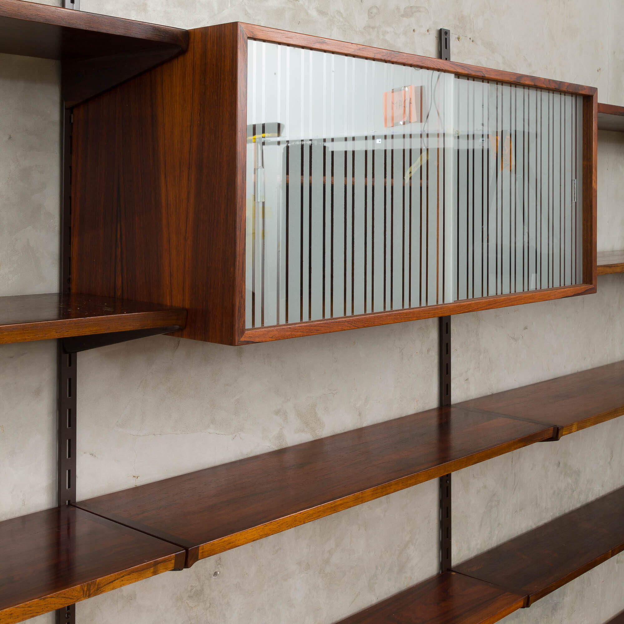 Bibliothèque en bois de rose par Kai Kristiansen pour FM Mobler