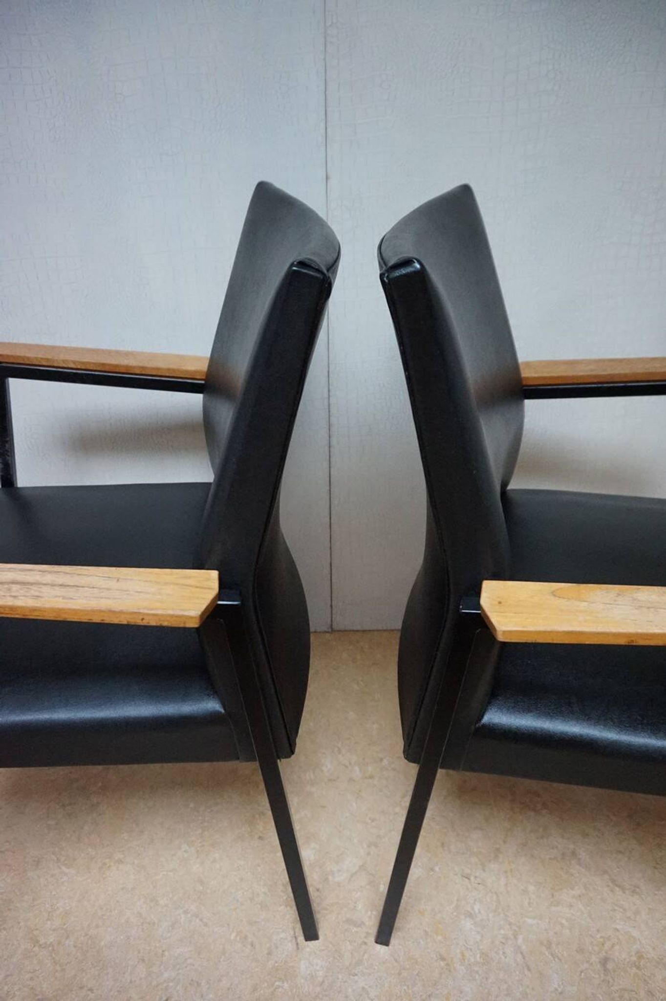 Fauteuils/chaises de conférence au design minimaliste industriel néerlandais du milieu du siècle