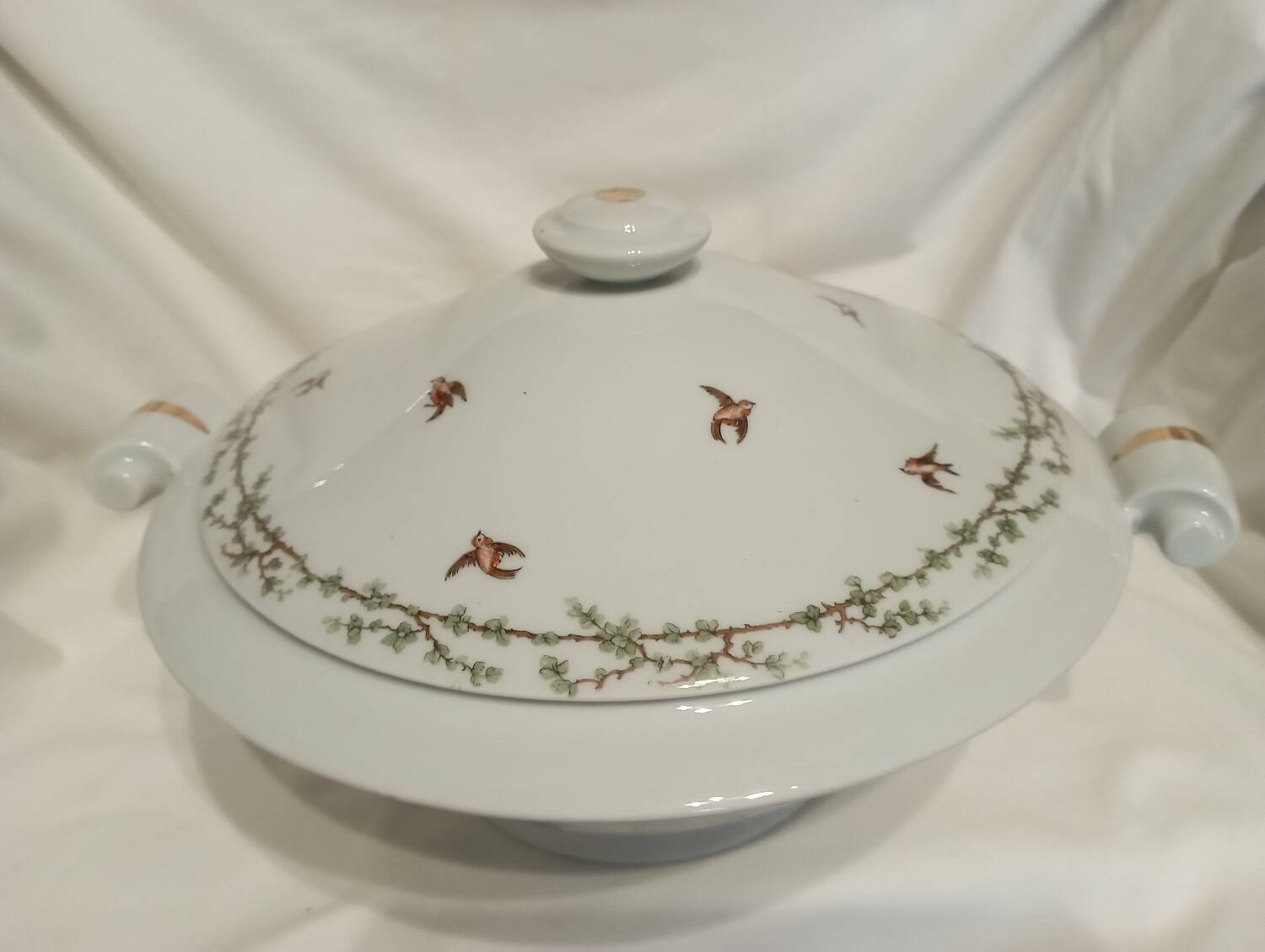 Limoges soup tureen