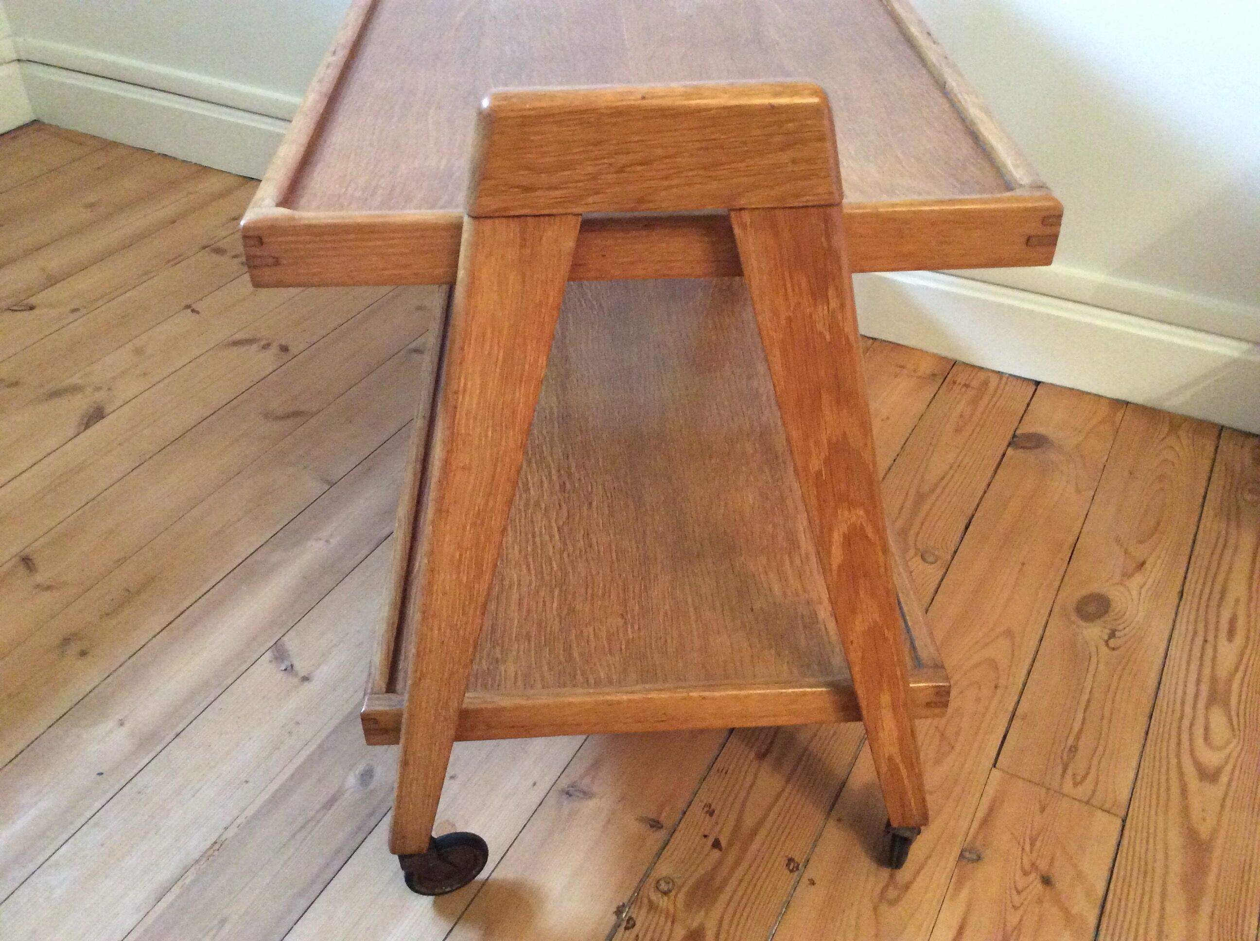 Service or table low vintage