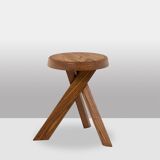 Pierre Chapo. Tabouret modèle S31 en orme naturel. Années 1980