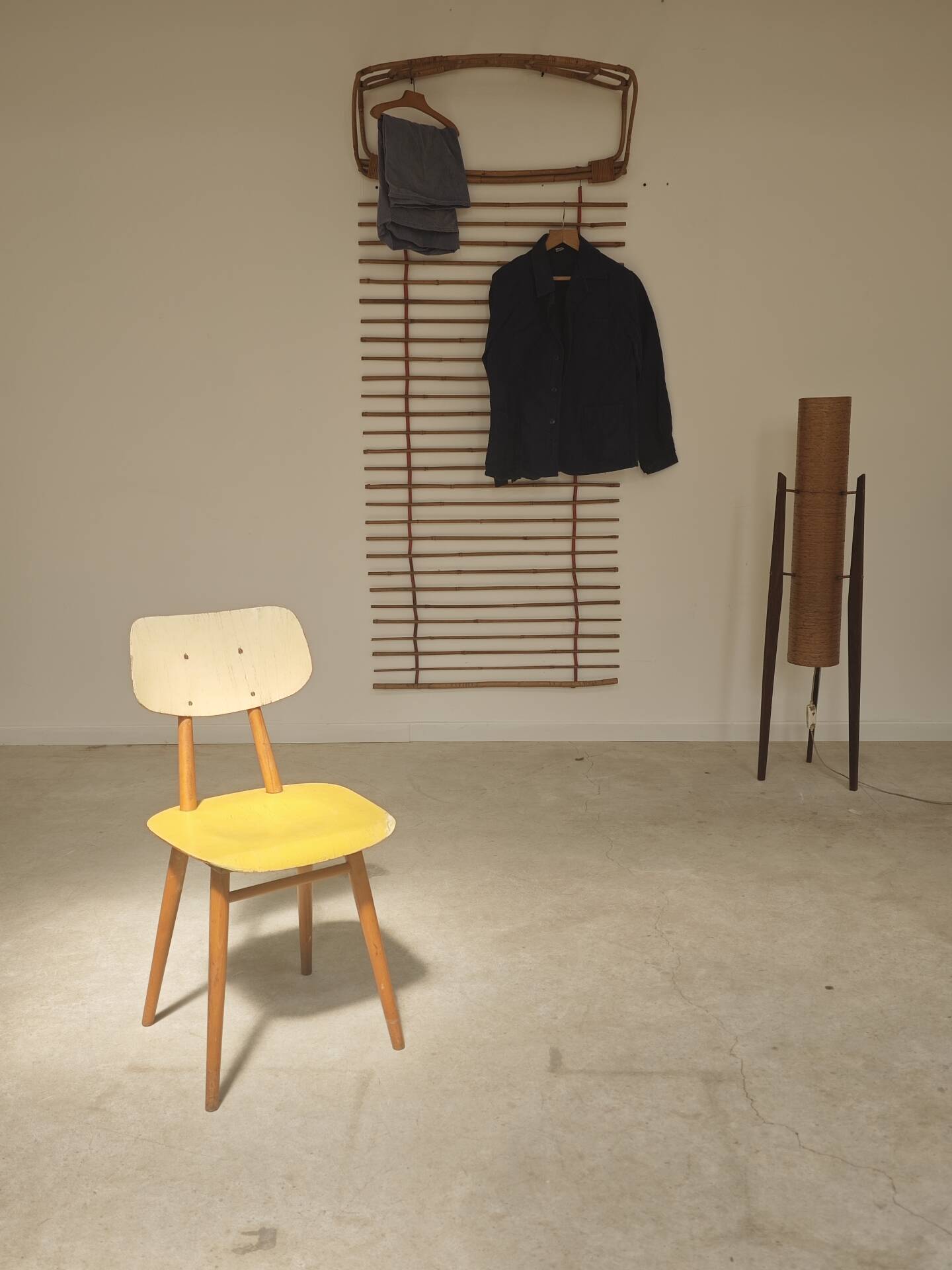 Yellow wooden chair TON Bystrice (Thonet) 1970
