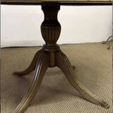 Empire style round table "lion's paws"
