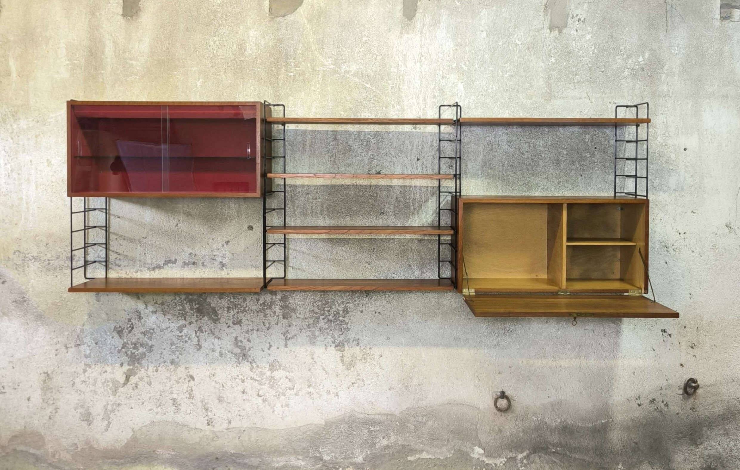 Modular vintage wall unit in teak.