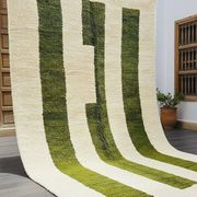 Handmade pure wool rug, size 160 x 250 cm