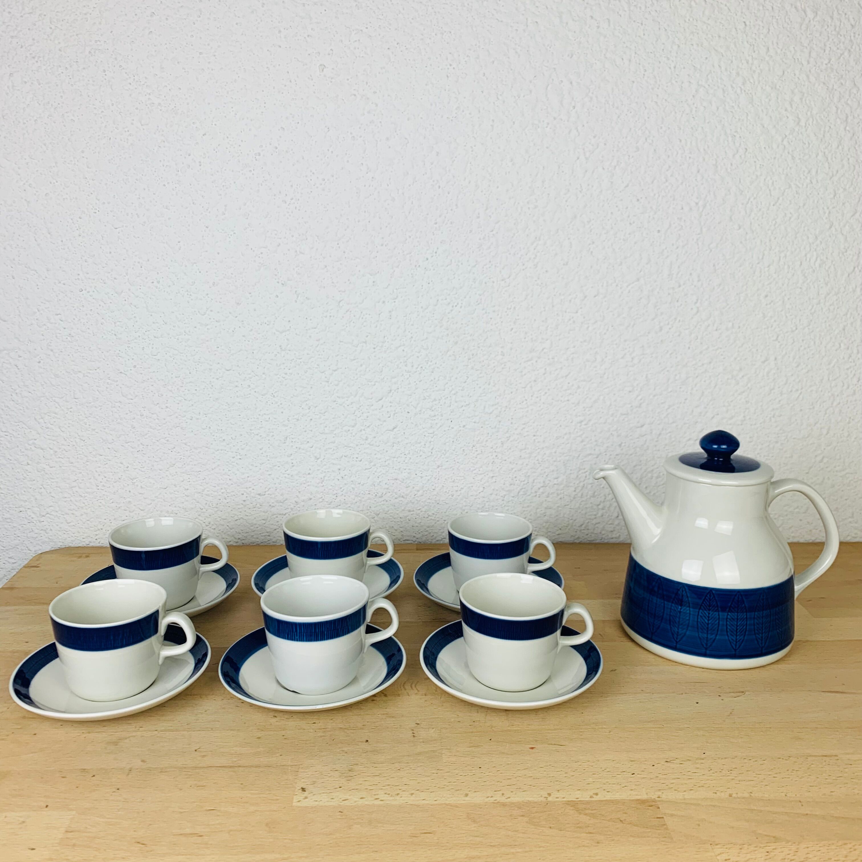 Service à thé théière 6 tasses céramique Koka par Rörstrand Suède, scandinave