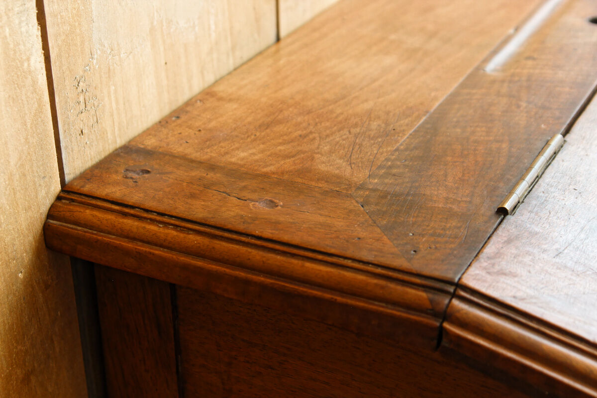 Foreman's desk, nineteenth century