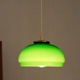 Green opaline suspension