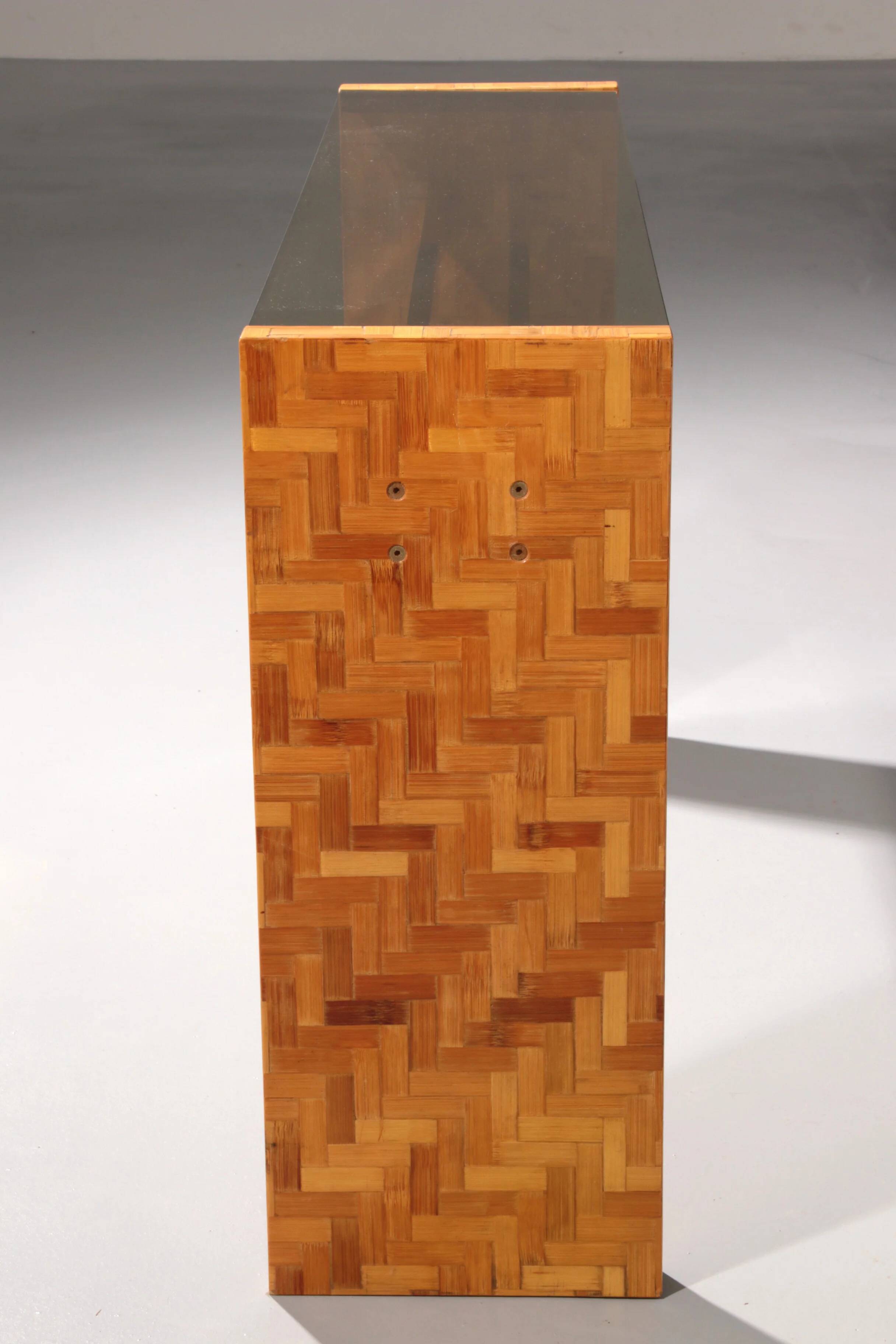 Max Papiri side table in woven banana wood and smoked glass – A sculptural modern classic