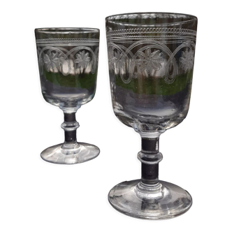 2 antique wine glasses late nineteenth early twentieth guilloches Baccarat Saint Louis