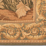 Tapestry depicting birds in the park of a castle
