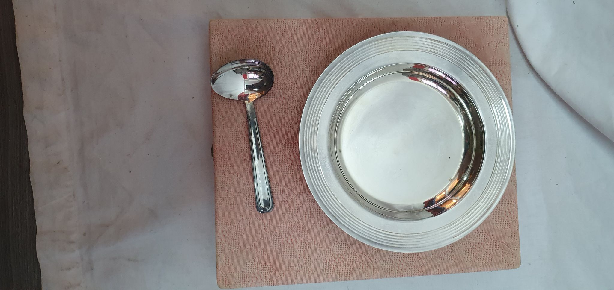 Assiette métal argenté de naissance