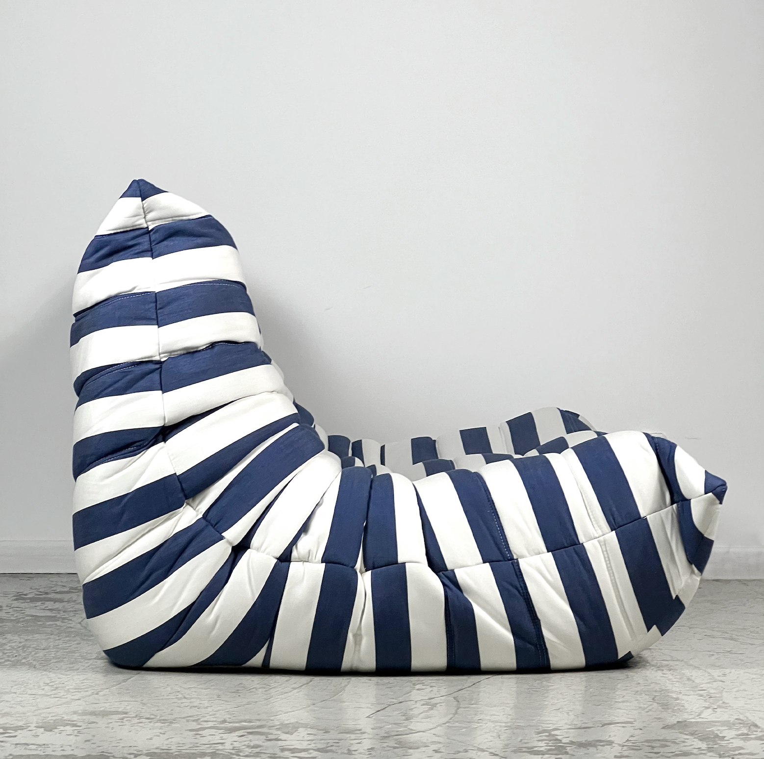 Sofa 2 places "Togo" by Michel Ducaroy, 1973