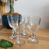 4 verres à pied à liqueur en cristal